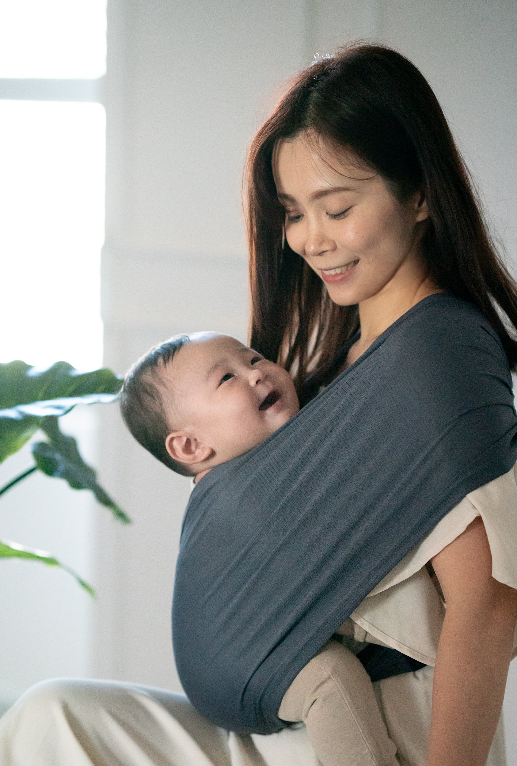 Mesh best sale baby sling